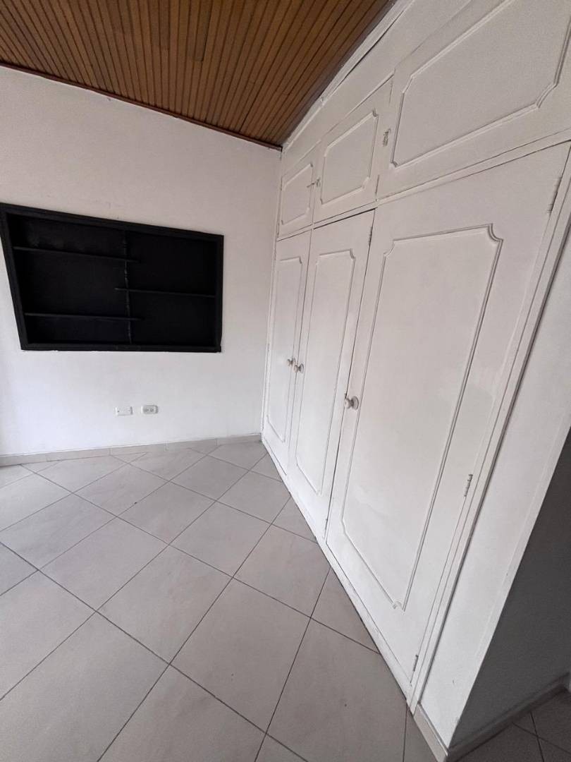 Casa en arriendo en Ciudad Berna, Bogotá · foto 11 de 24