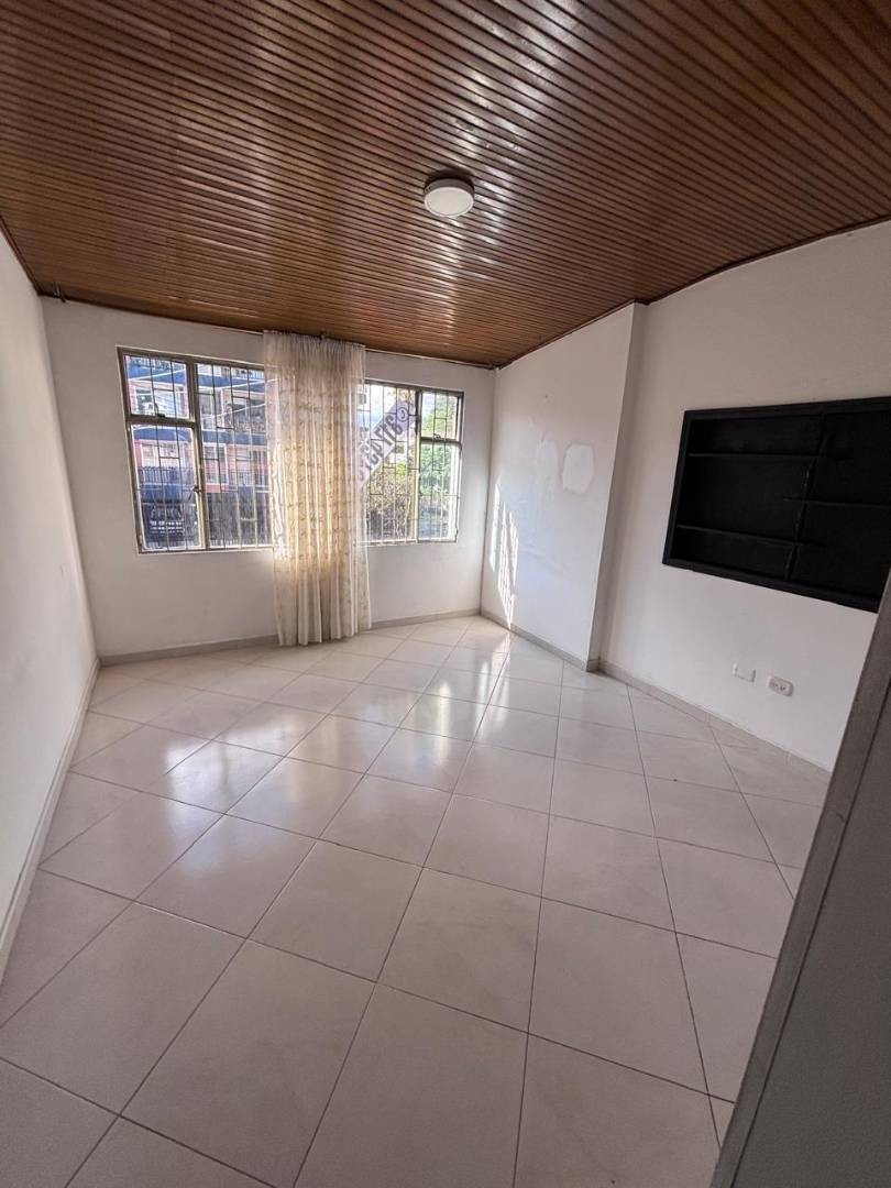 Casa en arriendo en Ciudad Berna, Bogotá · foto 12 de 24