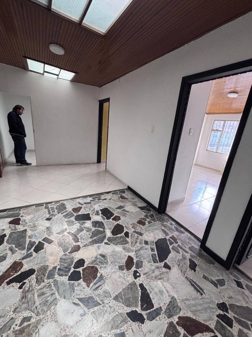Casa en arriendo en Ciudad Berna, Bogotá · foto 14 de 24