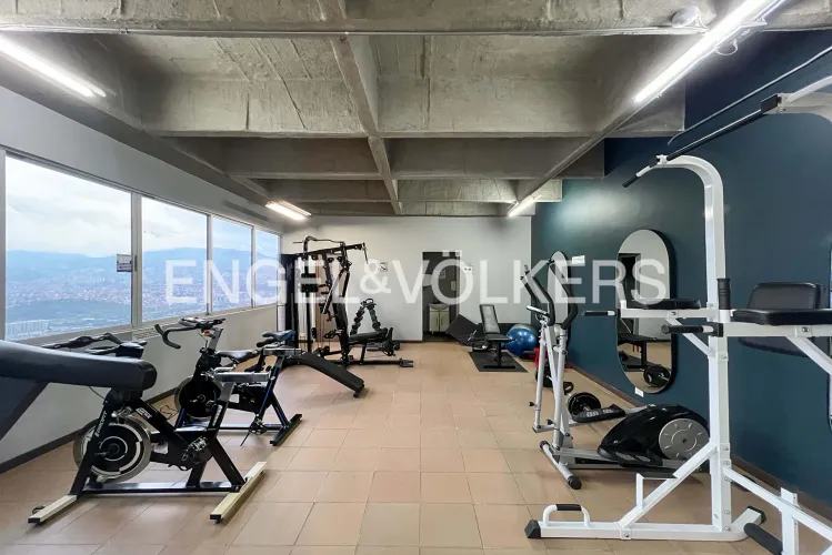 Apartamento de 2 alcobas en venta en Las Palmas, Medellín, 129 m² · foto 18 de 19
