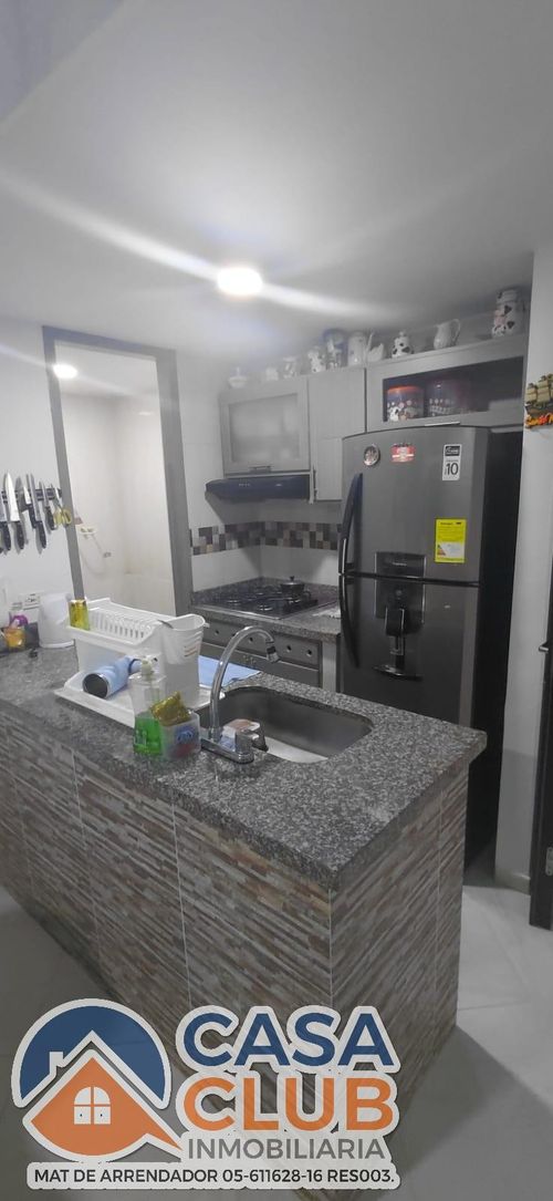 Apartamento de 3 alcobas en venta en Hoyo Chiquito, Piedecuesta, 66 m² · foto 3 de 10