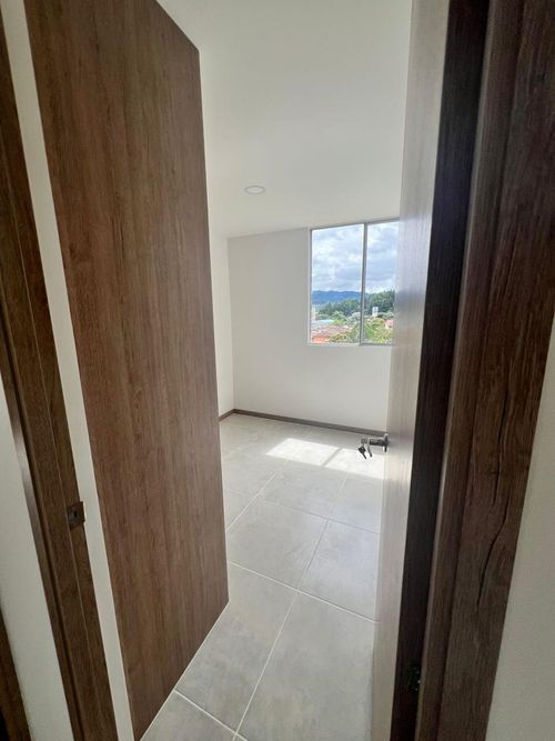 Apartamento de 2 alcobas en venta en La Ceja, 64 m² · foto 4 de 4