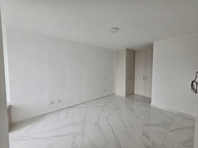 Apartamento en venta en Fontibon, Bogotá · foto 6 de 19