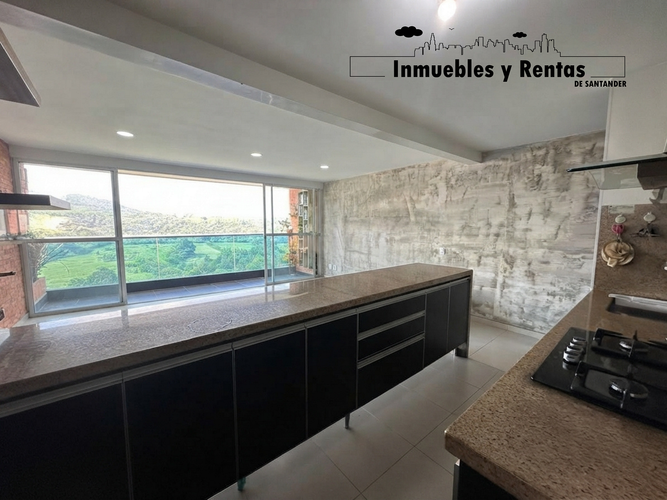 Apartamento de 3 alcobas en venta en Versalles, Floridablanca, 95 m² · foto 3 de 10