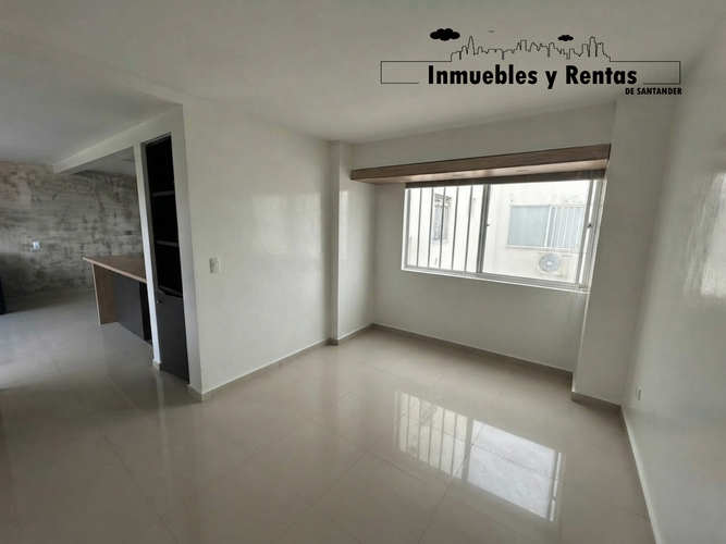 Apartamento de 3 alcobas en venta en Versalles, Floridablanca, 95 m² · foto 5 de 10