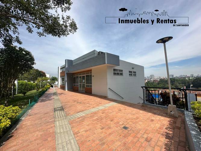 Apartamento de 3 alcobas en venta en Versalles, Floridablanca, 95 m² · foto 9 de 10