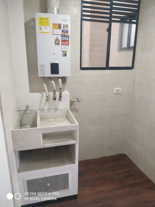 Apartamento de 2 alcobas en venta en San Pedro, Madrid, 54 m² · foto 11 de 14