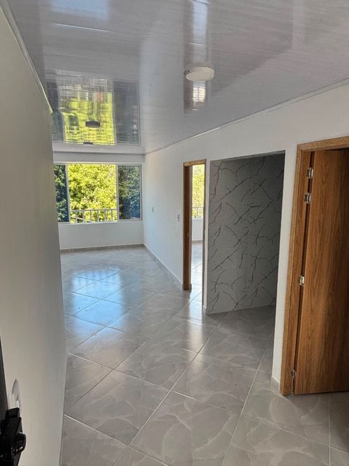 Apartamento de 2 alcobas en venta en Monterredondo, Bucaramanga, 50 m² · foto 3 de 4