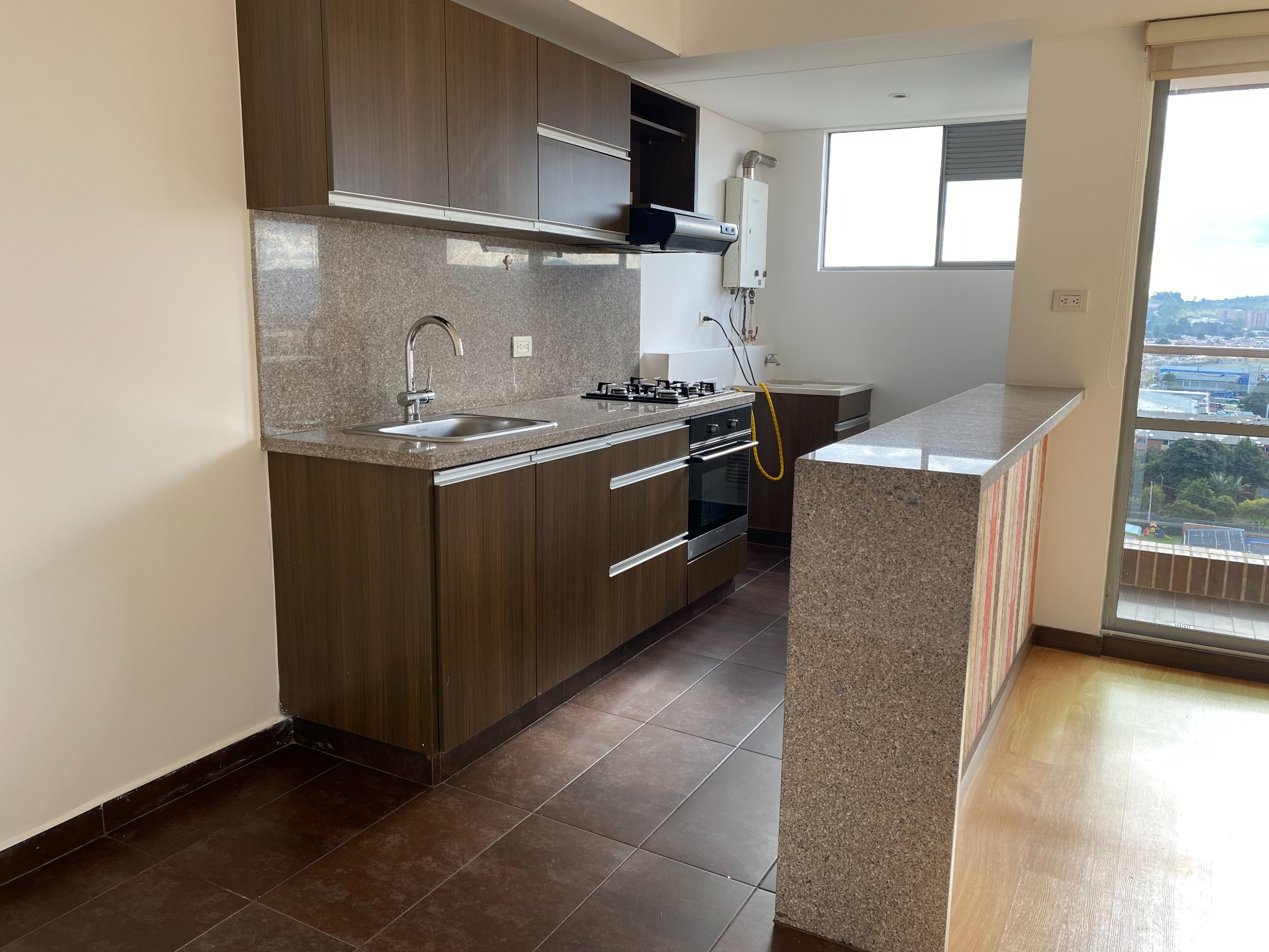 Apartamento en venta en San Antonio Nor - Occidental, Bogotá · foto 4 de 24