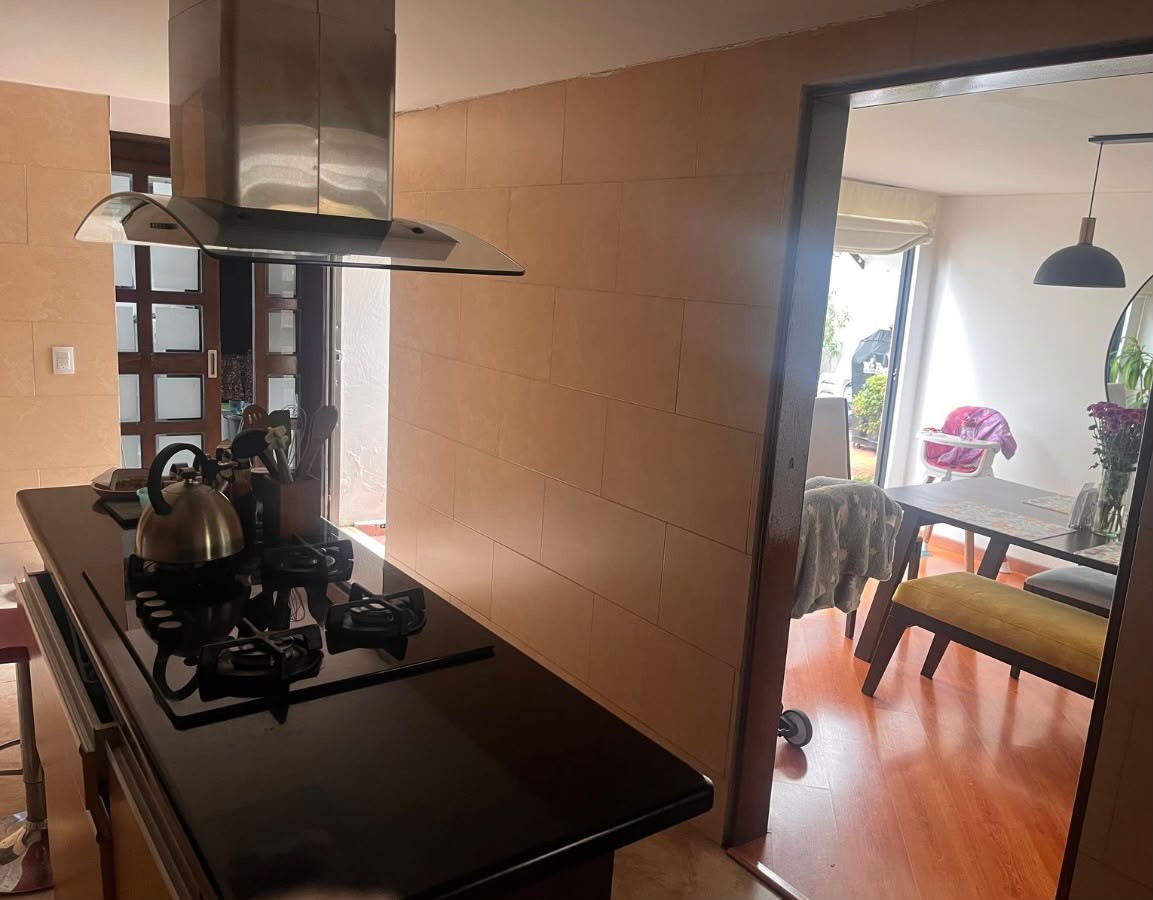 Casa en venta en El Contador, Bogotá · foto 6 de 24
