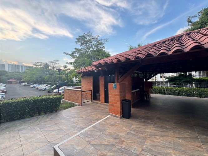 Apartamento en venta en Valle Del Lili, Cali · foto 8 de 22