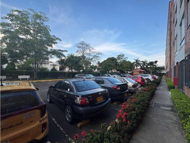 Apartamento en venta en Valle Del Lili, Cali · foto 14 de 22