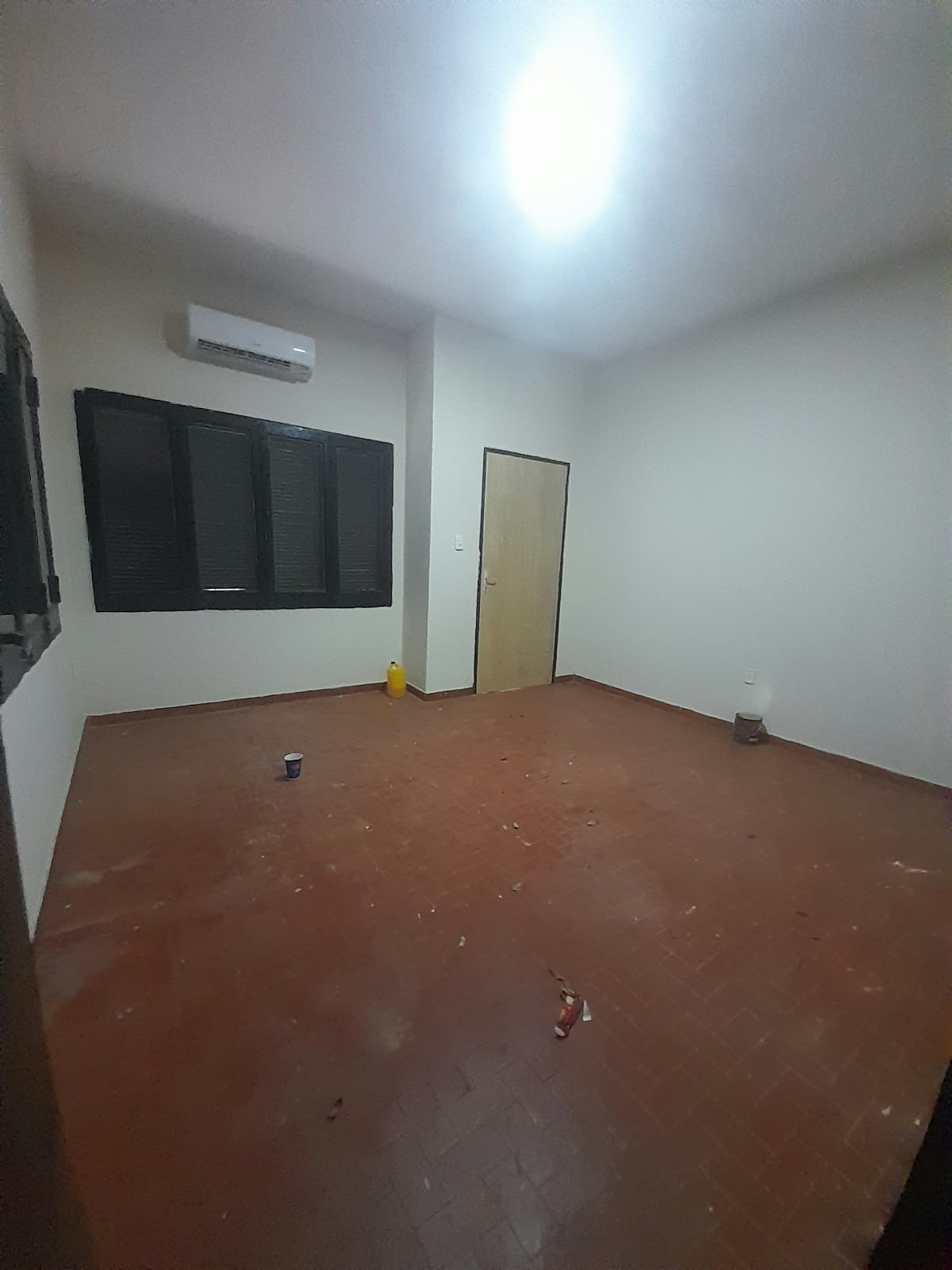 ALQUILO CASA DE 3 DORMITORIOS ZONA LUQUE CENTRO — foto 2