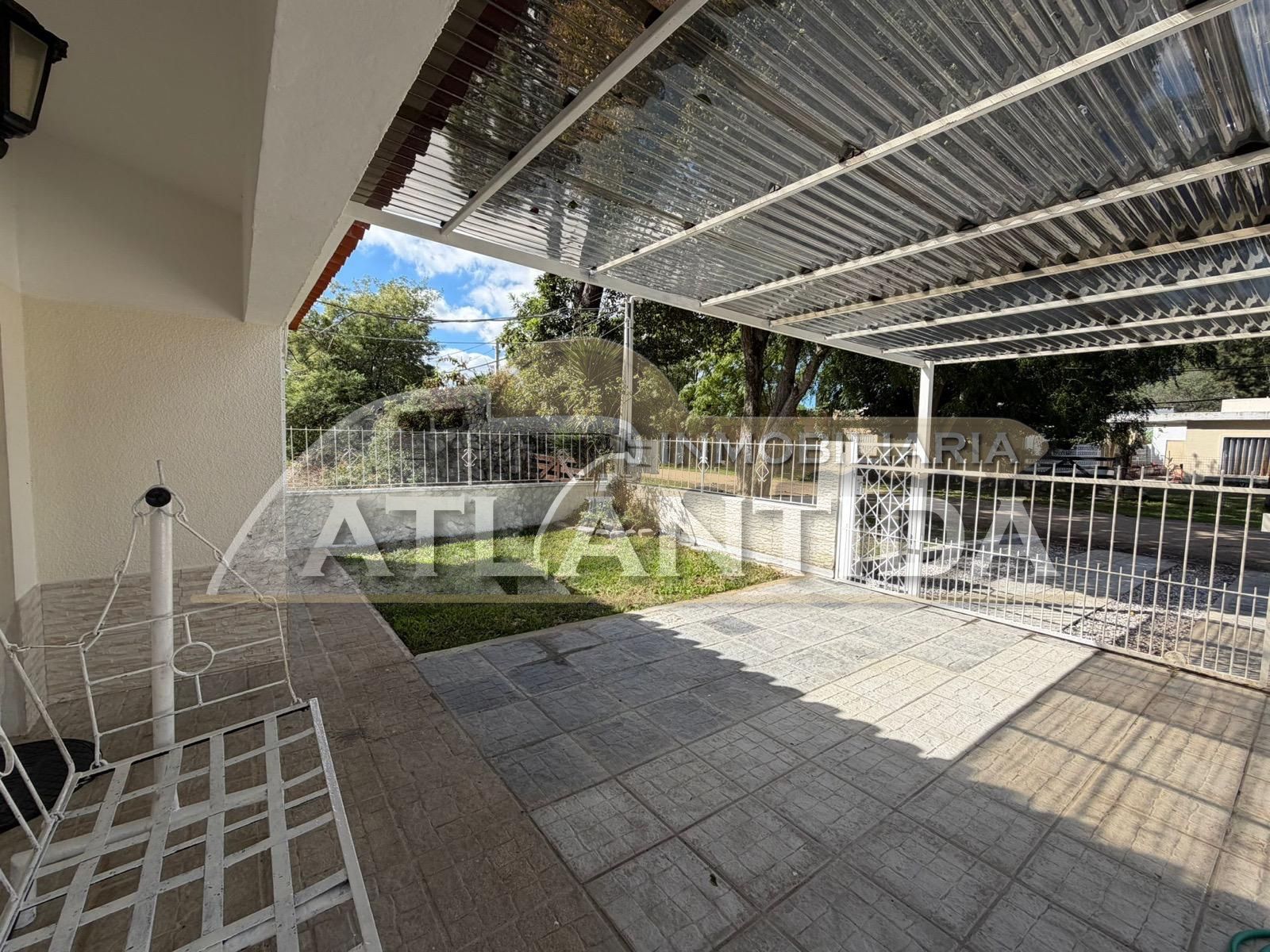 Alquiler Anual En Atlántida: 2 Dormitorios, Cocina Definida, Baño Y Jardín Al Frente Y Al Fondo. Inm Atlántida · Foto 5