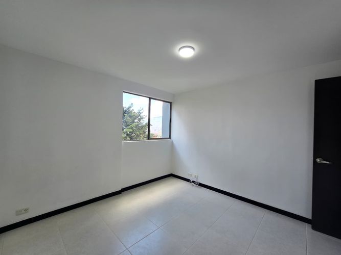 Apartamento de 3 alcobas en arriendo en Belén, Medellín, 80 m² · foto 17 de 19