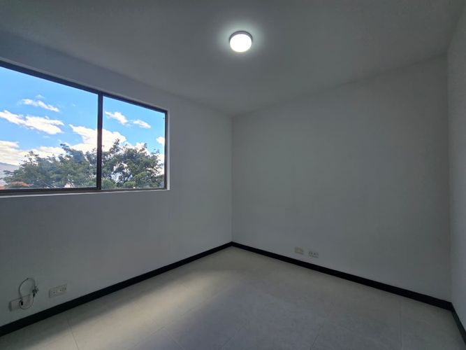 Apartamento de 3 alcobas en arriendo en Belén, Medellín, 80 m² · foto 15 de 19