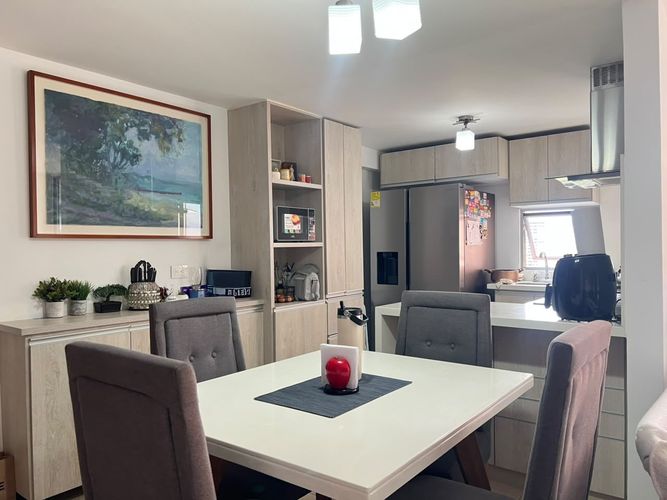 Apartamento de 3 alcobas en venta en Camino Verde, Envigado, 92 m² · foto 3 de 16
