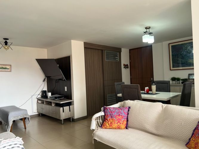 Apartamento de 3 alcobas en venta en Camino Verde, Envigado, 92 m² · foto 12 de 16