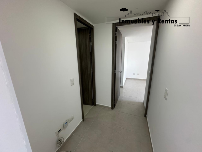Apartamento de 2 alcobas en venta en Centro, Bucaramanga, 60 m² · foto 5 de 11