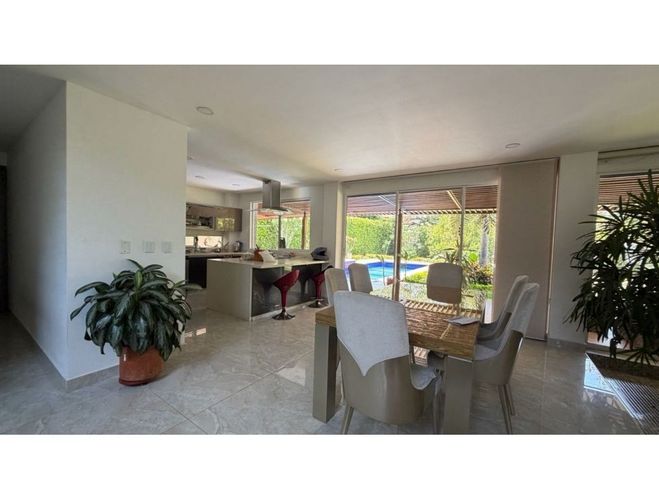 Casa de 4 alcobas en venta en Alfaguara, Jamundí, 540 m² · foto 7 de 14