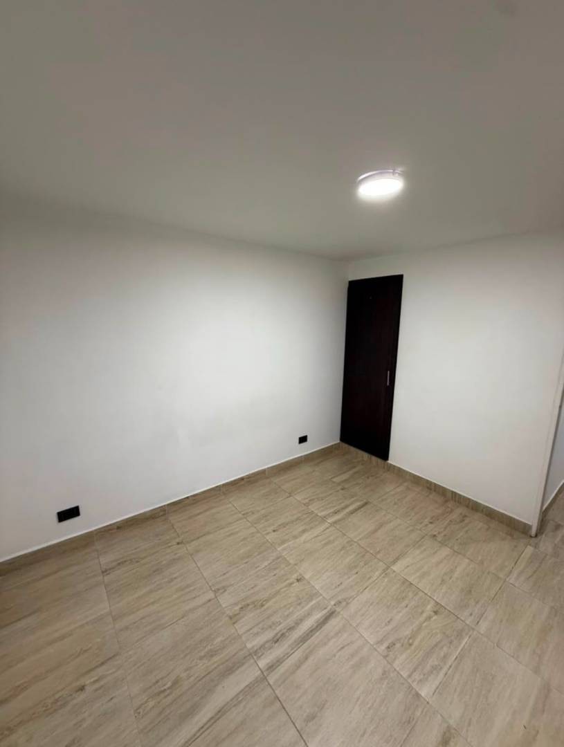 Apartamento en venta en San Antonio De Prado, Medellín · foto 7 de 10