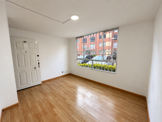 Apartamento de 3 alcobas en venta en Porvenir, Soacha, 46 m² · foto 3 de 12
