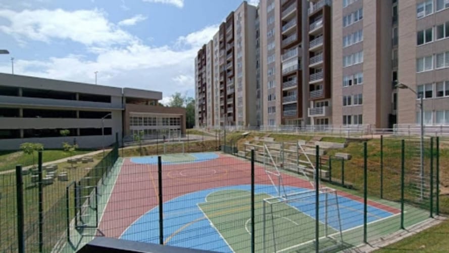 Apartamento de 3 alcobas en venta en Picaleña Y Mirolindo, Ibagué, 93 m² · foto 5 de 24