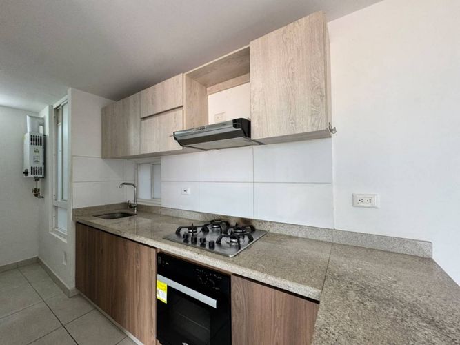 Apartamento de 3 alcobas en venta en Picaleña Y Mirolindo, Ibagué, 93 m² · foto 14 de 24