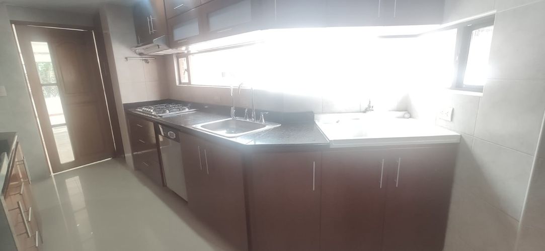 Apartamento de 4 alcobas en venta en Santa Barbara, Bogotá, 160 m² · foto 15 de 24