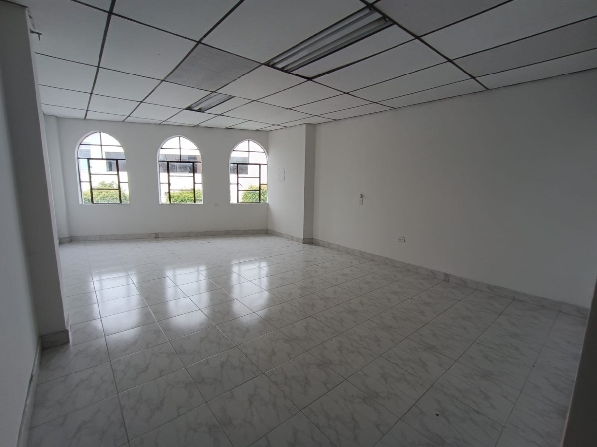 Oficina en Arriendo en Versalles, Manizales