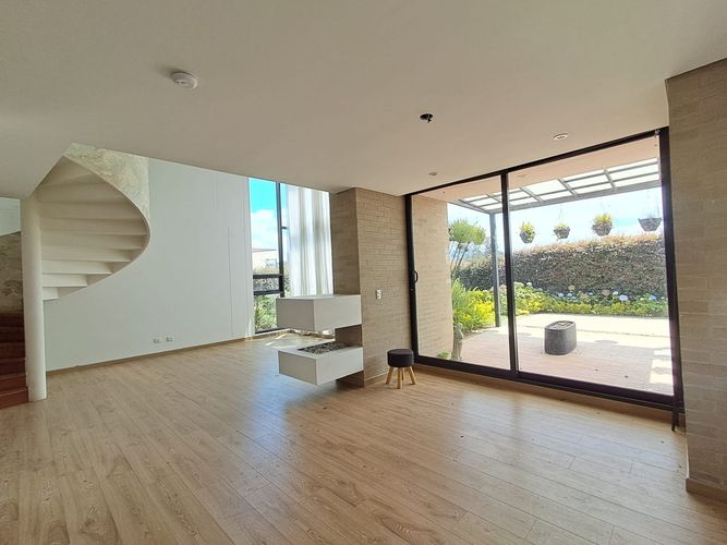 Casa de 3 alcobas en venta en Pueblo Viejo, Cota, 165 m² · foto 19 de 23