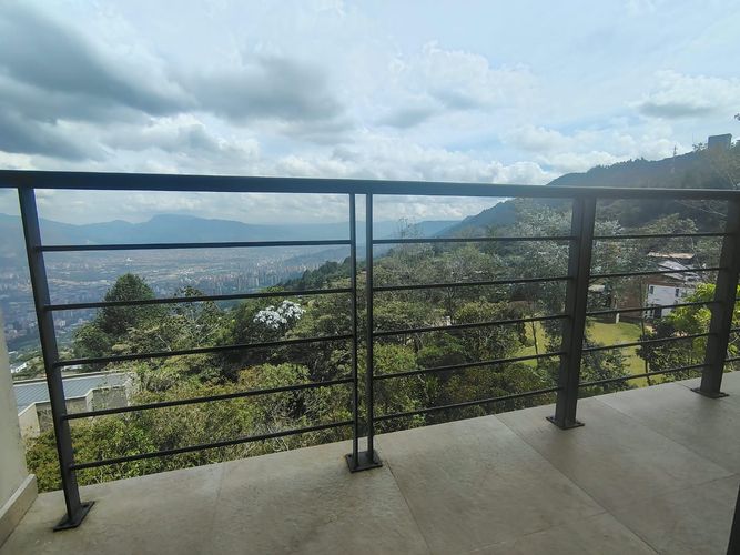 Casa de 4 alcobas en venta en Las Palmas, Envigado, 555 m² · foto 17 de 19