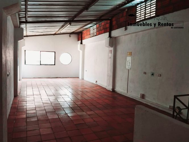 Bodega en venta en Chimita Zona Industrial, Girón, 140 m² · foto 5 de 7