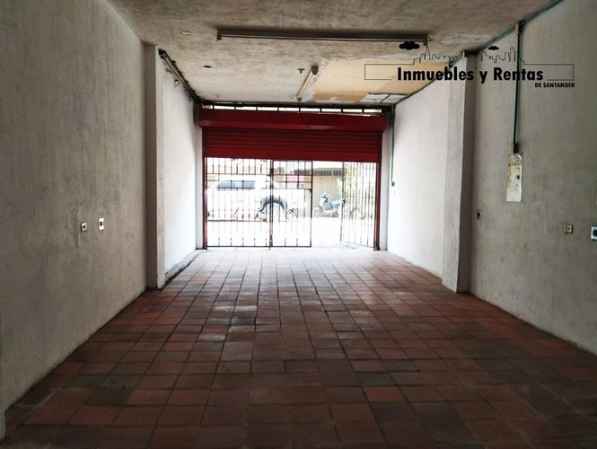 Bodega en venta en Chimita Zona Industrial, Girón, 140 m² · foto 2 de 7
