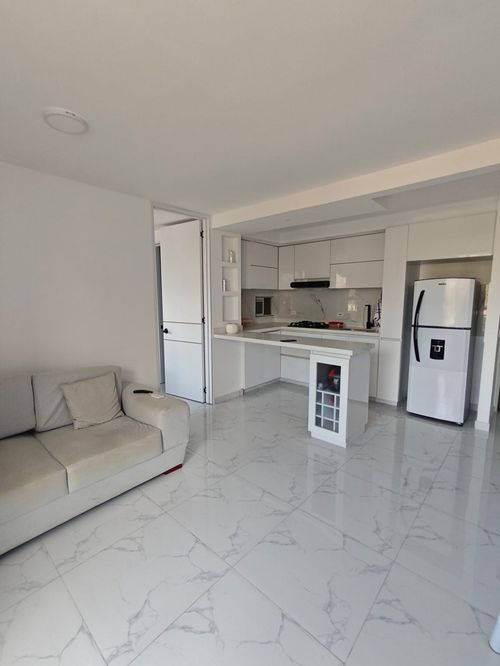 Apartamento de 2 alcobas en venta en Las Palmas, Ricaurte, 51 m² · foto 8 de 16