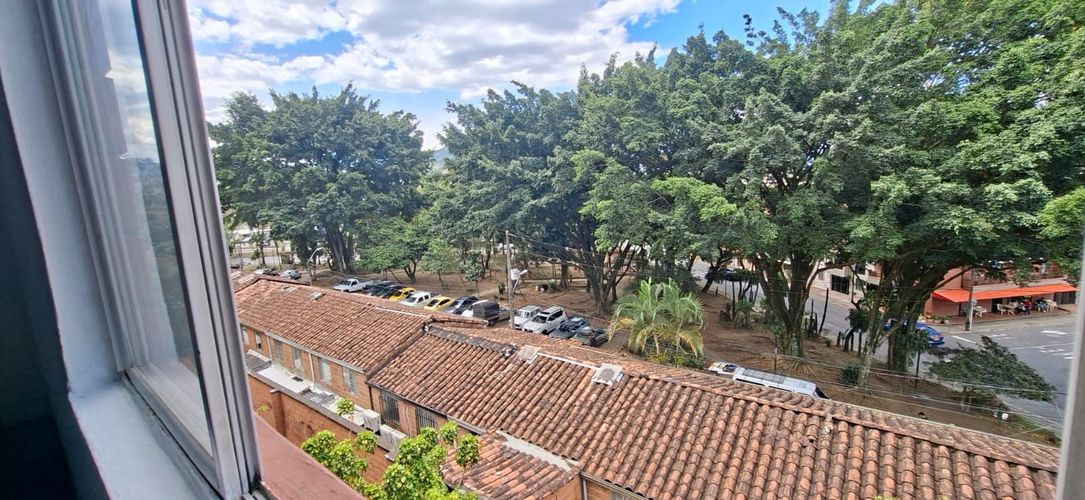 Apartamento de 5 alcobas en venta en Aliadas Del Sur, Sabaneta, 100 m² · foto 11 de 24