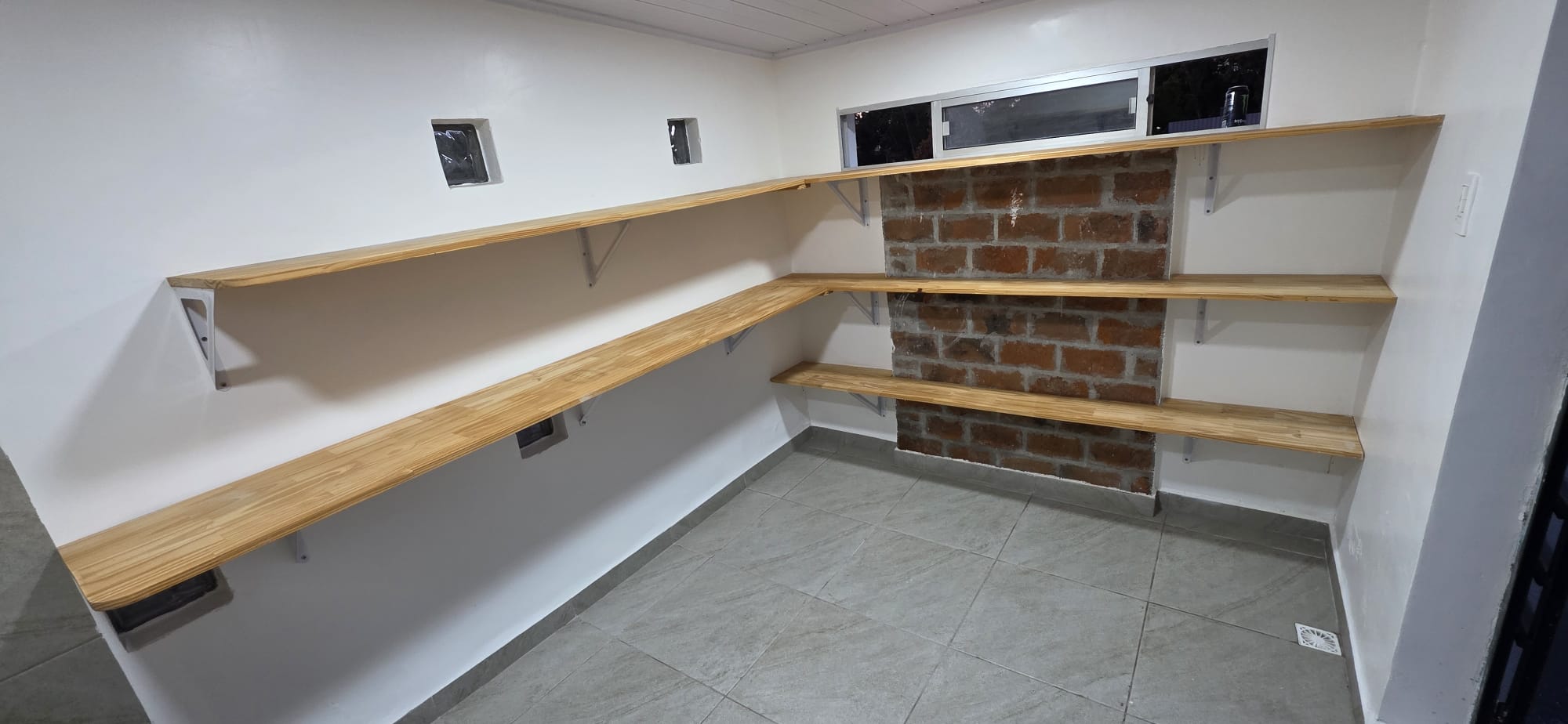 Alquiler de apartamento semi amueblado con parrillero en Buceo · Foto 10
