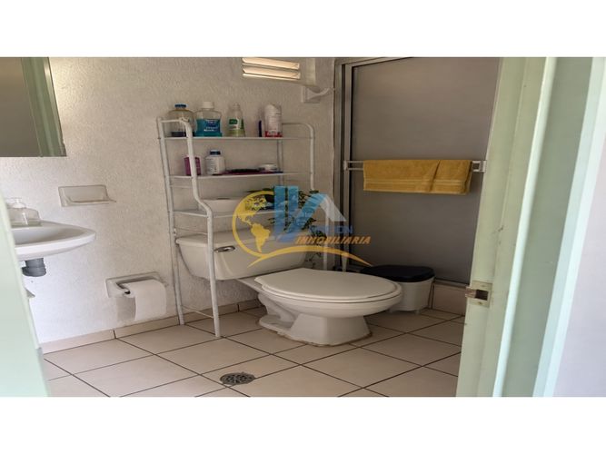 Apartamento de 3 alcobas en venta en Granjas De Provenza, Bucaramanga, 65 m² · foto 5 de 5