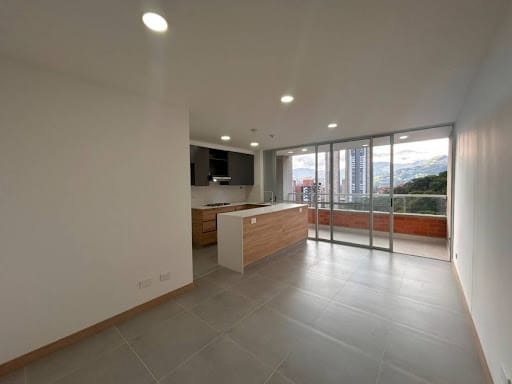 Apartamento en venta en La Doctora, Itagüí · foto 2 de 24