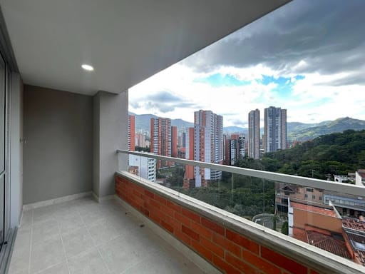 Apartamento en venta en La Doctora, Itagüí · foto 6 de 24