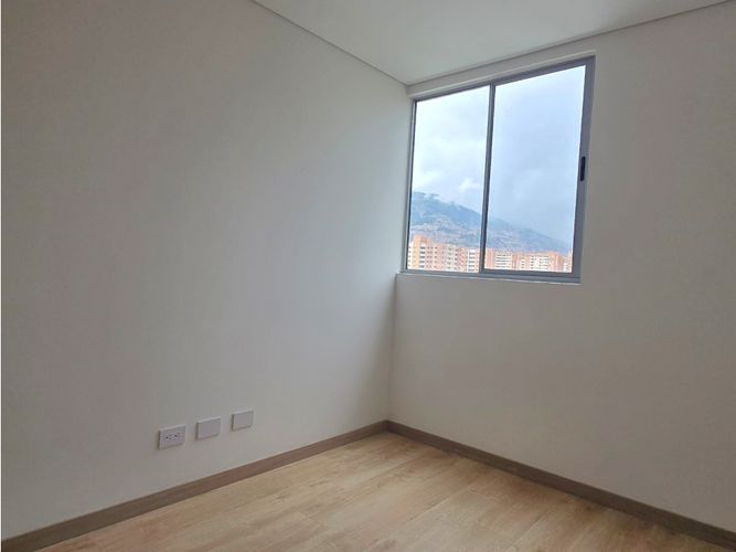 Apartamento de 2 alcobas en venta en Santa Ana, Bello, 56 m² · foto 10 de 12