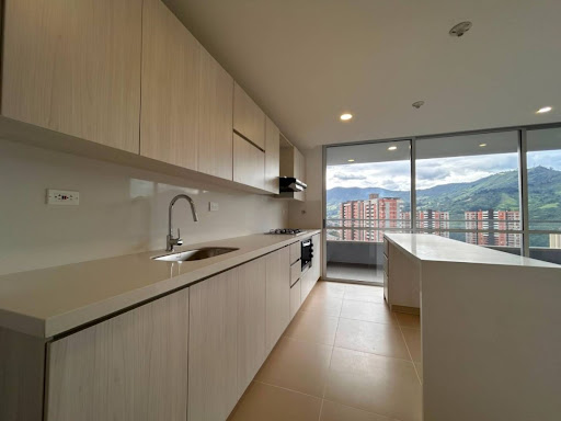 Apartamento en venta en Suramérica, Itagüí · foto 5 de 24
