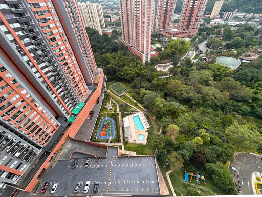 Apartamento en venta en Suramérica, Itagüí · foto 8 de 24