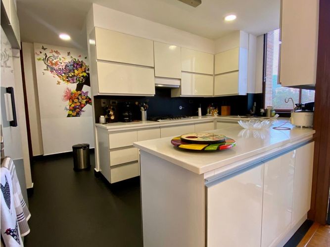 Apartamento en venta en El Campestre, Medellín · foto 7 de 21