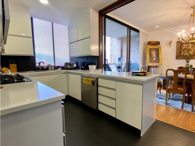 Apartamento en venta en El Campestre, Medellín · foto 8 de 21