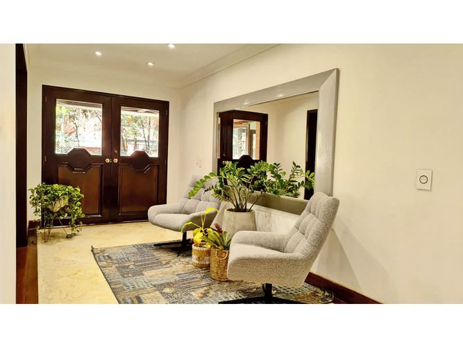 Casa de 4 alcobas en venta en La Calera, Medellín, 800 m² · foto 8 de 16
