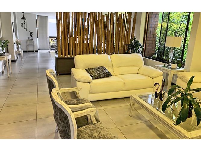 Casa de 4 alcobas en venta en La Calera, Medellín, 800 m² · foto 11 de 16