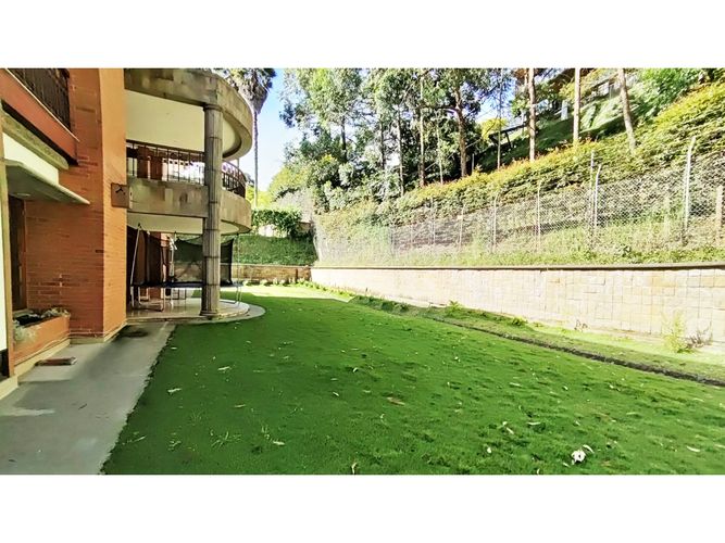 Casa de 4 alcobas en venta en La Calera, Medellín, 800 m² · foto 14 de 16