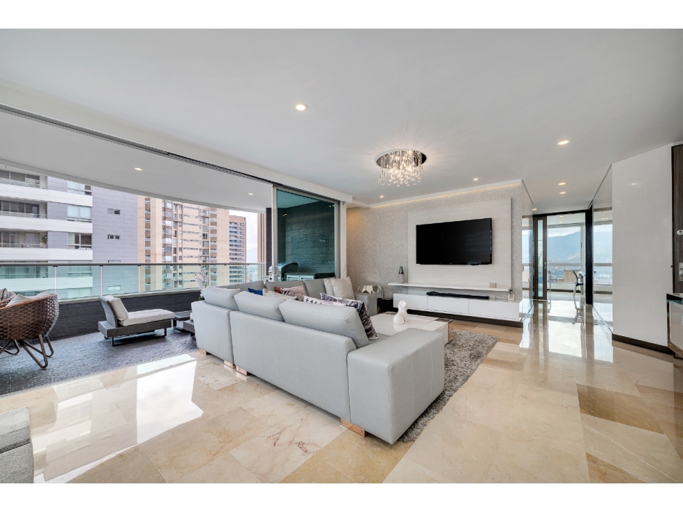 Apartamento en venta en Castropol, Medellín · foto 2 de 18