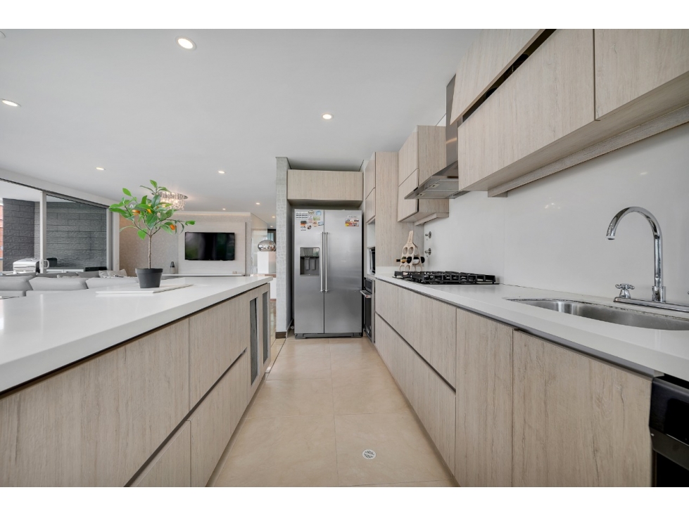 Apartamento en venta en Castropol, Medellín · foto 8 de 18